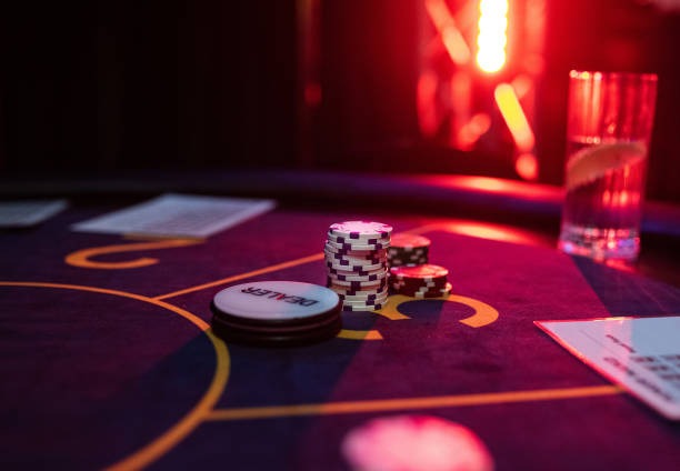 Live Shio Game table with croupier and zodiac animal display on oasis99 platform